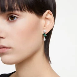 Mesmera Drop Earrings, Mixed Cuts, Green, Rhodium Plated 5665878 | Swarovski -SWAROVSKI shop 1afd7e00 ad90 5189 9ceb c8ffb0e8efad 99947.1692243962