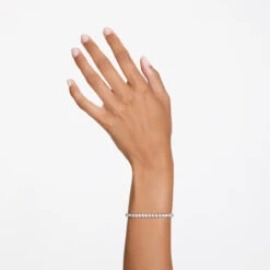 Matrix Tennis Bracelet, Round Cut, White, Rhodium Plated 5648937 | Swarovski -SWAROVSKI shop 5e5b966e 3110 5b90 a620 a8e514550330 49844.1703747370