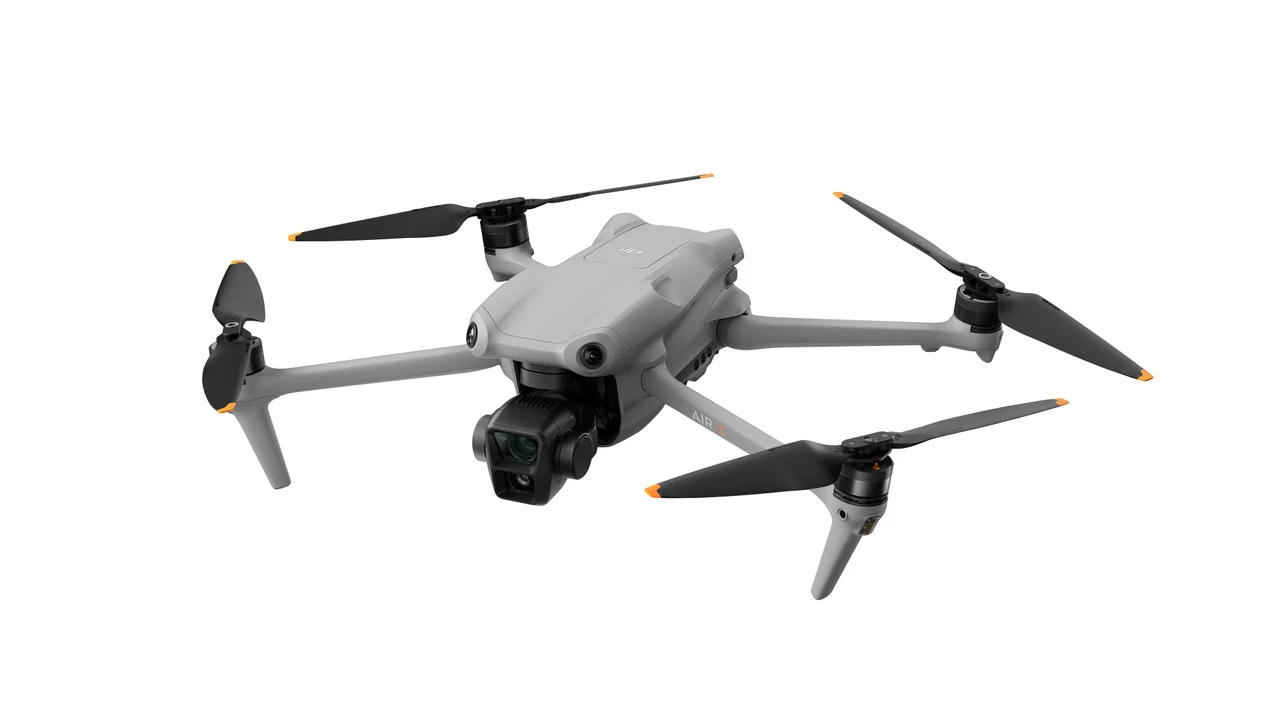 DJI Mavic Air 3 Fly More Combo (DJI RC-N2) 5 DJI Mavic Air 3 Fly More Combo (DJI RC-N2) - Image 3