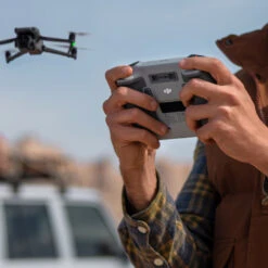 DJI Mavic 3 Pro Fly More Combo -SWAROVSKI shop RC 87844.1682439636.1280.1280 48219.1682439767